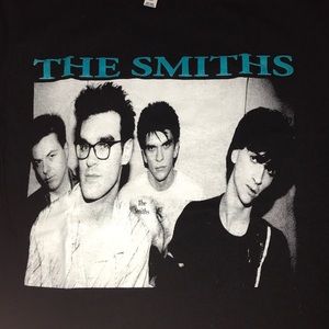 the smiths shirt hot topic